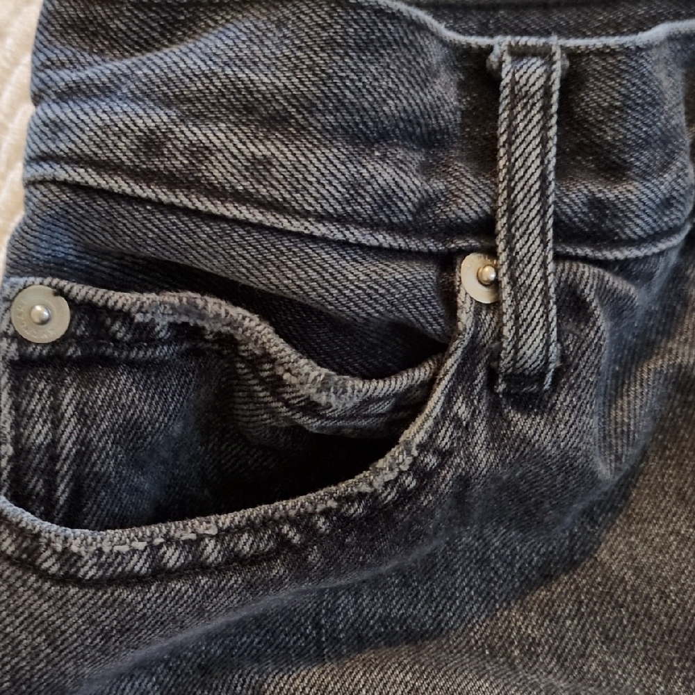 Everlane The 90s Way High Jean High Rise Faded Black 🖤 sz 23 -measures to sz 26 - Picture 13 of 16